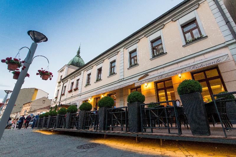 Hotel Zelengora Κραγκούγιεβατς Εξωτερικό φωτογραφία